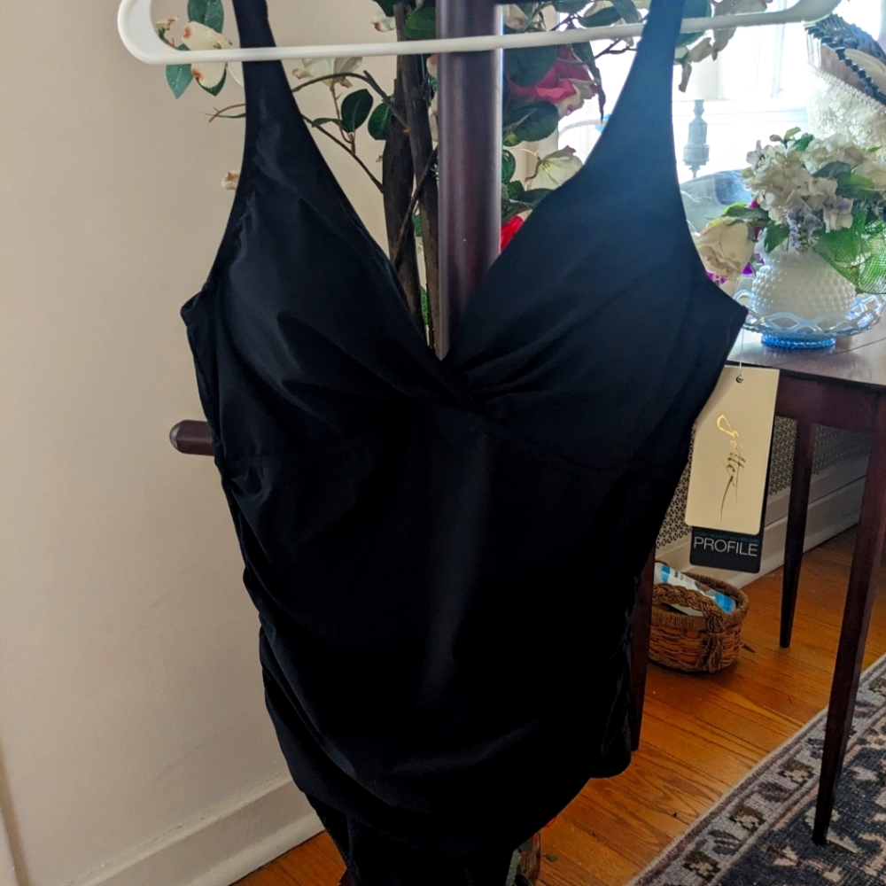 New with Tags, Black Gottex Swimsuit, size 14  padded with underwires, rouching